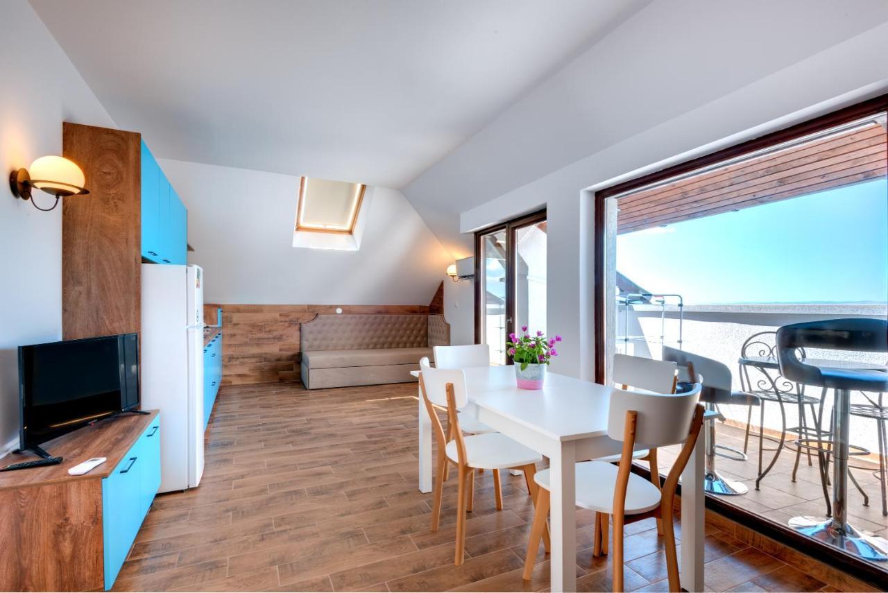 Panorama Blue Family Hotel And Free Parking Nesebar Exterior foto