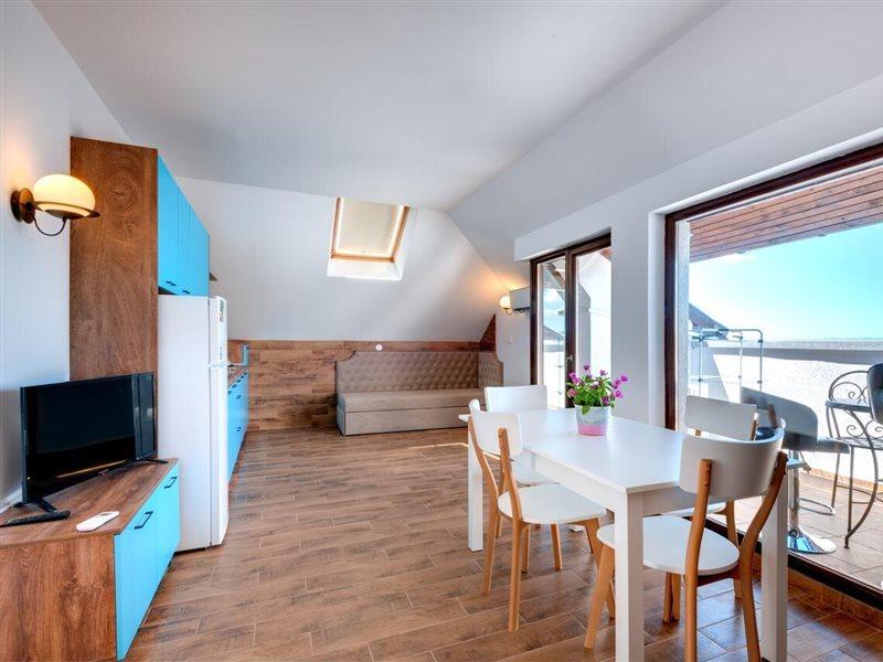 Panorama Blue Family Hotel And Free Parking Nesebar Exterior foto